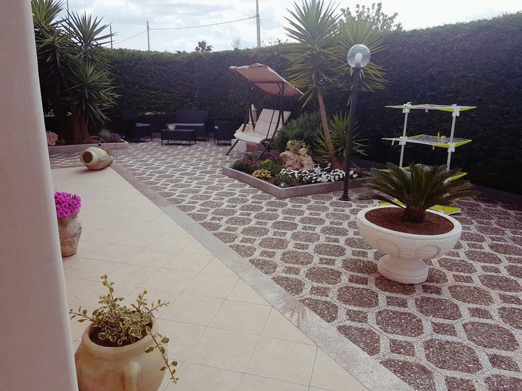 B&B L'Oasi Del Sole Uggiano La Chiesa Ngoại thất bức ảnh